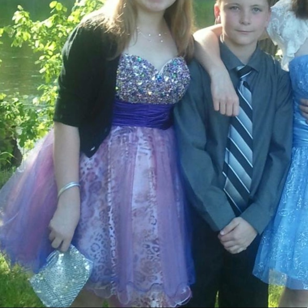 💜 Prom Dress - Picture 3 of 3